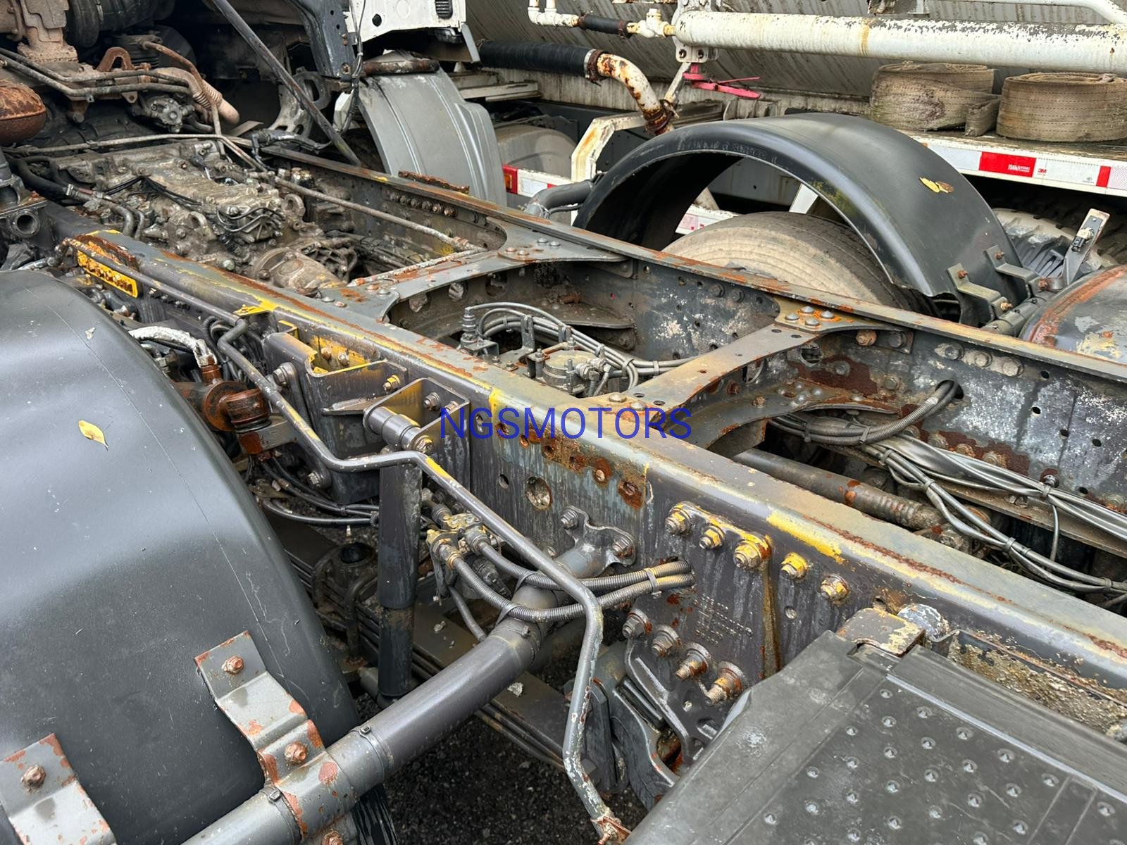 Mercedes-Benz Actros 4141 – Camion Benne Double Différentiel (Double Diff) - Image 8