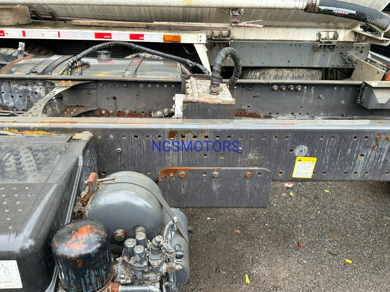 Mercedes-Benz Actros 4141 – Camion Benne Double Différentiel (Double Diff) - Image 6