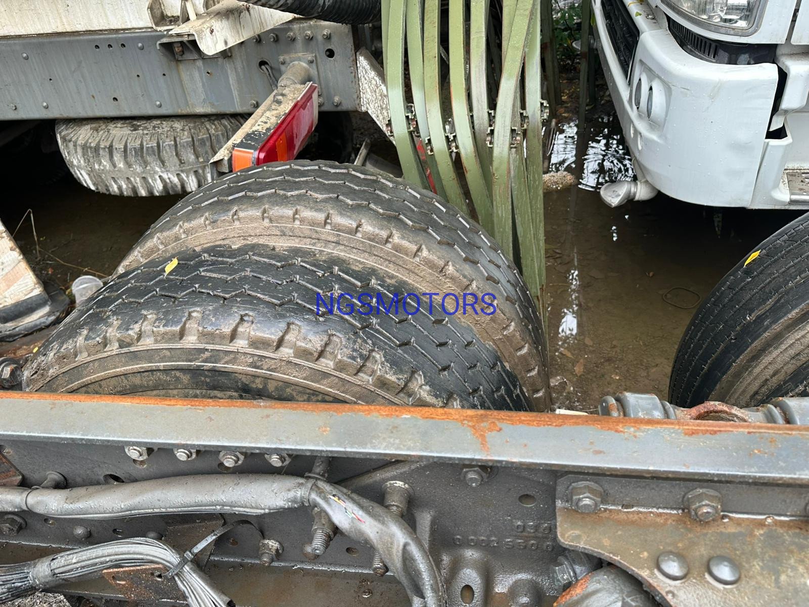 Mercedes-Benz Actros 4141 – Camion Benne Double Différentiel (Double Diff) - Image 21